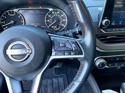 Used 2023 Nissan Altima 2.5 SR AWD/4WD image 24