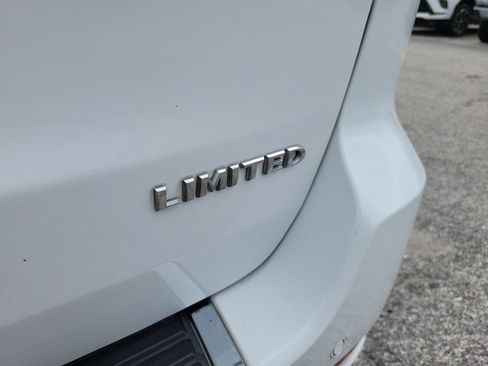 Used 2018 Jeep Grand Cherokee Limited RWD image 9