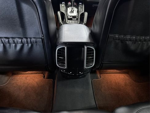 Used 2012 Porsche Cayenne image 25