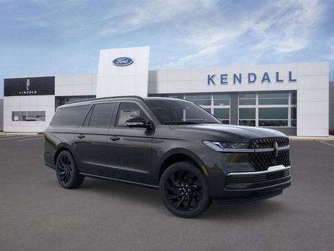 New 2026 Lincoln Navigator L Reserve w/ Jet Appearance Package AWD/4WD image 7