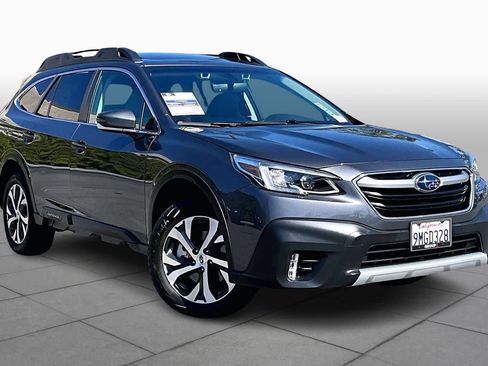 Used 2022 Subaru Outback Limited image 2