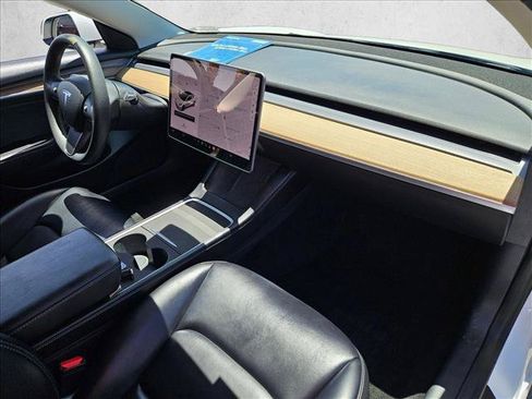 Used 2022 Tesla Model 3 RWD image 16