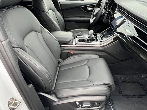 Certified 2025 Audi Q7 3.0T Prestige w/ Prestige Package image 13