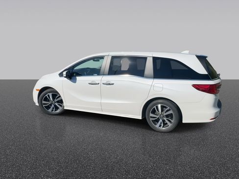 Used 2024 Honda Odyssey Touring image 7