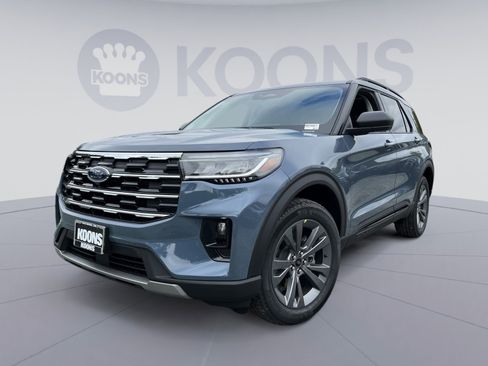 New 2026 Ford Explorer Active w/ Active Comfort Package image 1