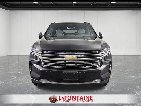Certified 2024 Chevrolet Suburban Premier image 3
