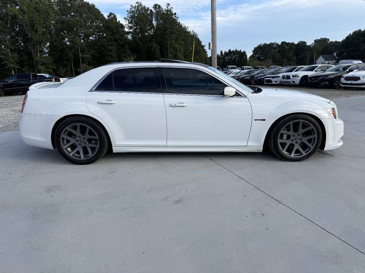 Used 2012 Chrysler 300 SRT8 w/ (19) Premium Speaker Group RWD image 10