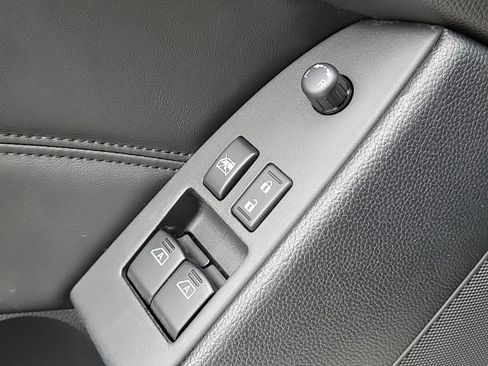 Used 2014 INFINITI Q60 Journey w/ Premium Package image 34