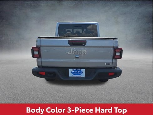 Used 2020 Jeep Gladiator Overland w/ LED Lighting Group AWD/4WD image 8