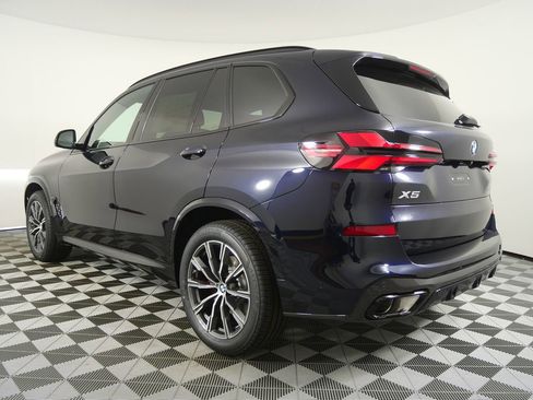 Used 2026 BMW X5 sDrive40i w/ Executive Package RWD image 5