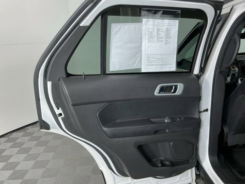 Used 2015 Ford Explorer Sport w/ Equipment Group 401A image 28