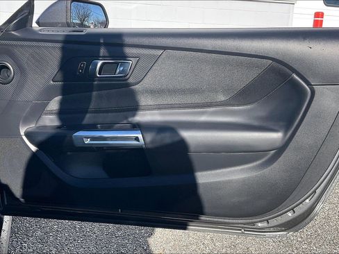 Used 2025 Ford Mustang GT image 28