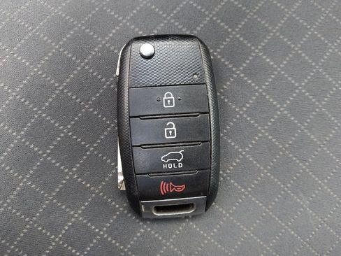Used 2019 Kia Sorento AWD image 32
