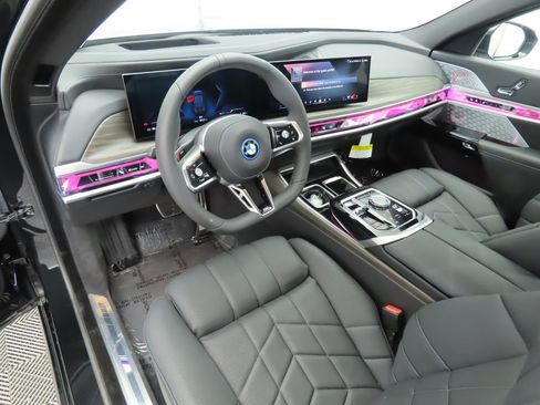 New 2026 BMW i7 xDrive60 image 9