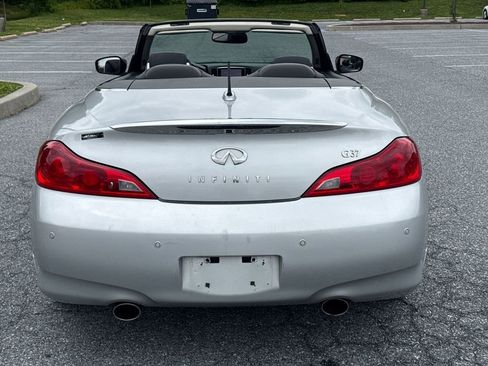 Used 2010 INFINITI G37 Convertible w/ Premium Pkg RWD image 6