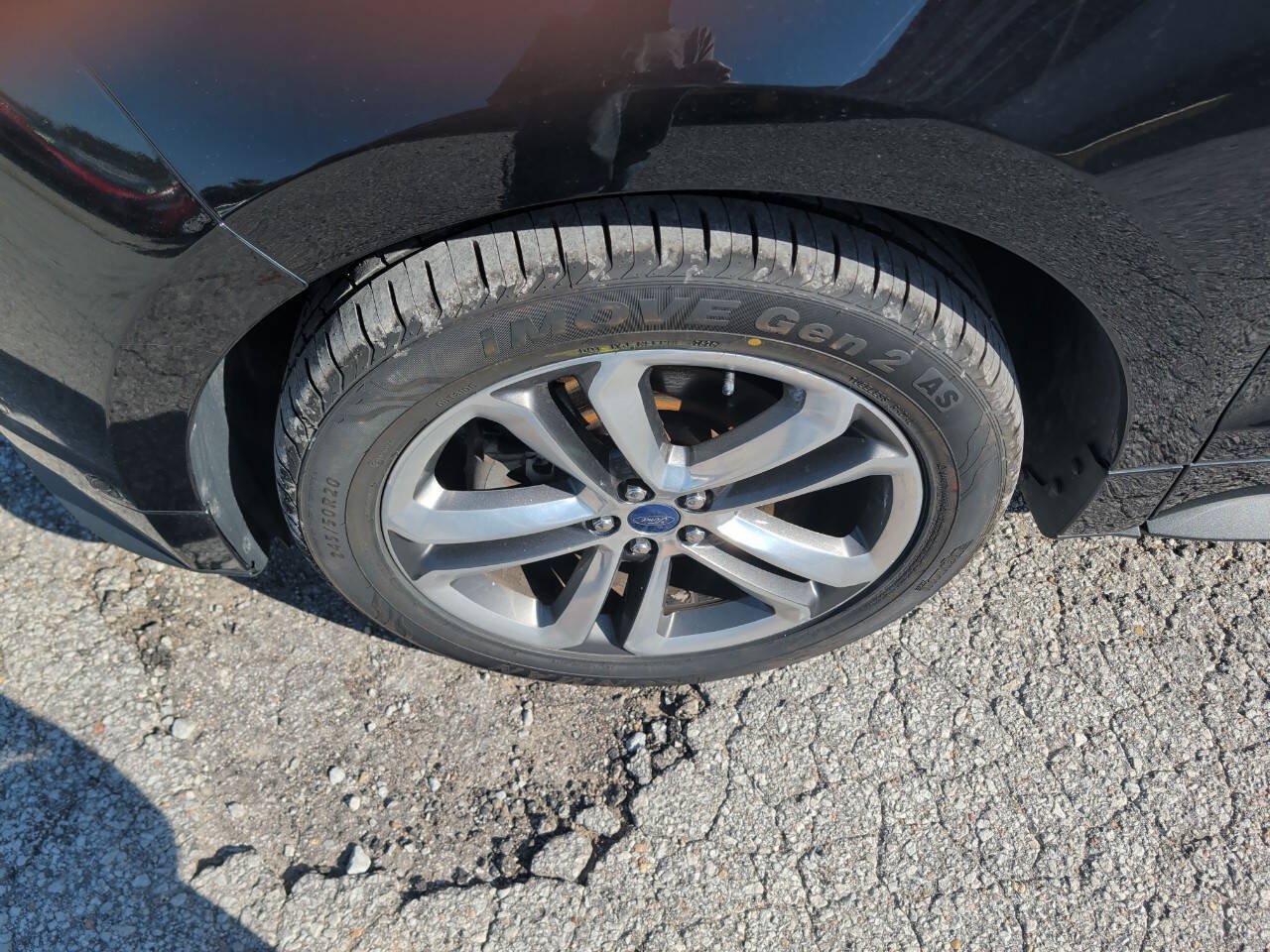 Used 2017 Ford Edge Sport w/ Equipment Group 401A AWD/4WD image 9