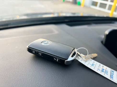 Certified 2025 MAZDA CX-30 AWD 2.5 S w/ Preferred Package image 31