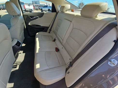 Used 2024 Chevrolet Malibu LT image 28