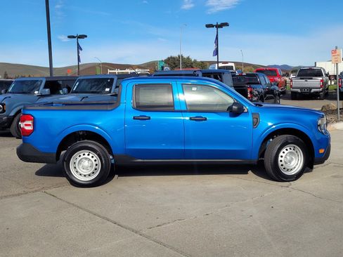 New 2025 Ford Maverick XL FWD image 3