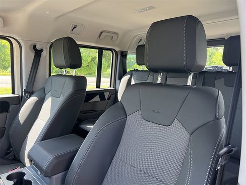 New 2024 INEOS Grenadier image 10