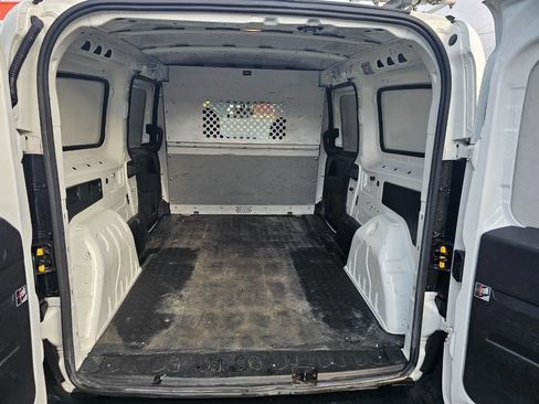 Used 2020 RAM ProMaster City Tradesman image 16