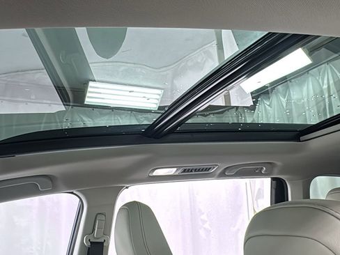New 2026 Subaru Ascent Limited AWD/4WD image 36