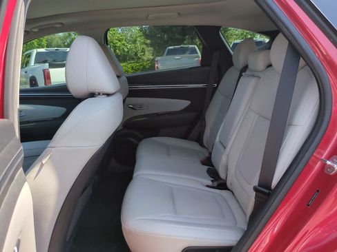 Used 2022 Hyundai Tucson Limited AWD/4WD image 13