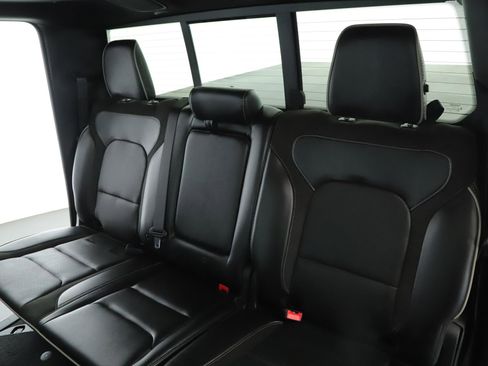 Used 2023 RAM 1500 Laramie image 6