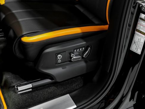 Used 2023 Bentley Bentayga Speed image 35