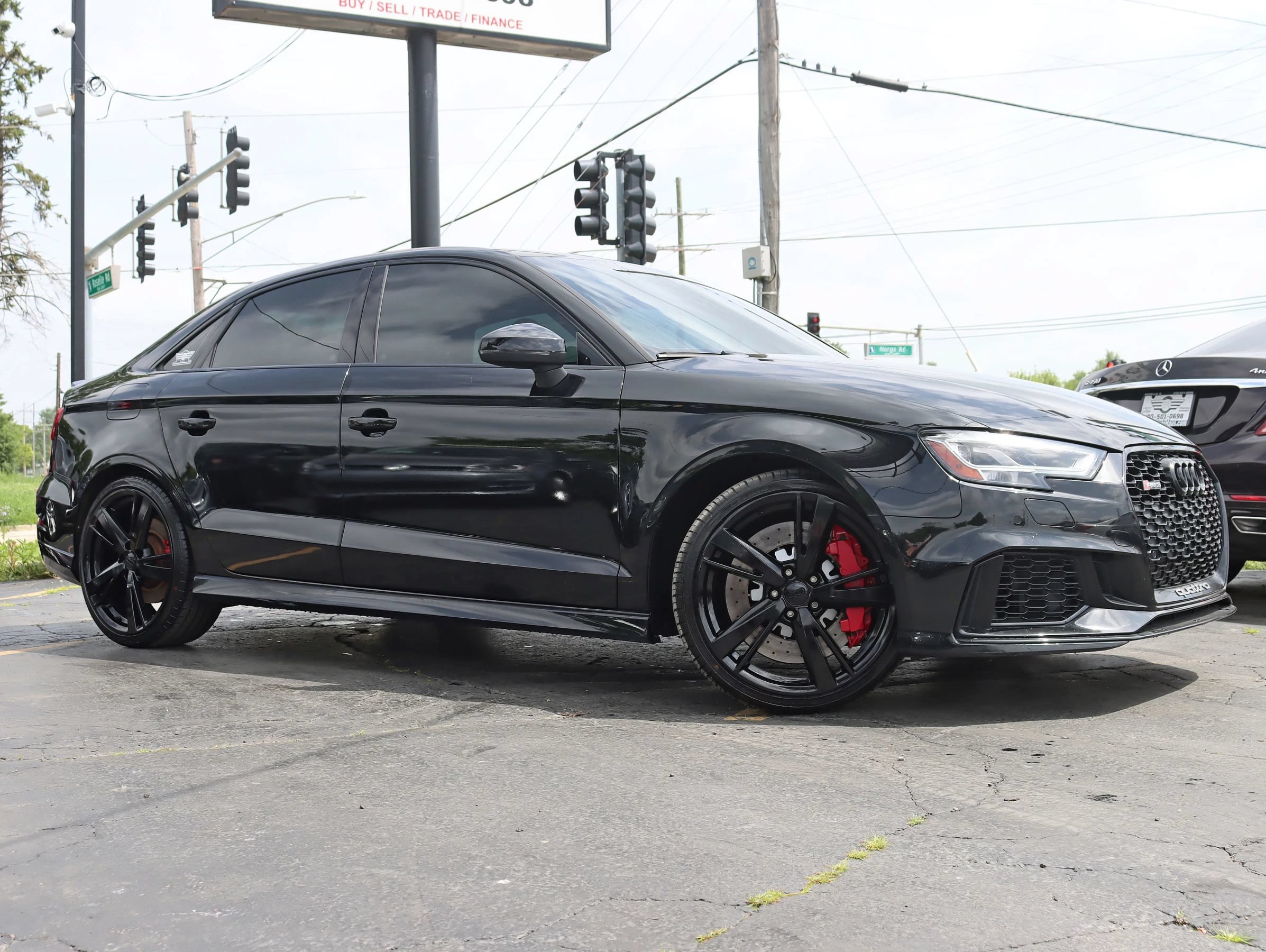 Used 2019 Audi RS 3 w/ Technology Package AWD/4WD image 2