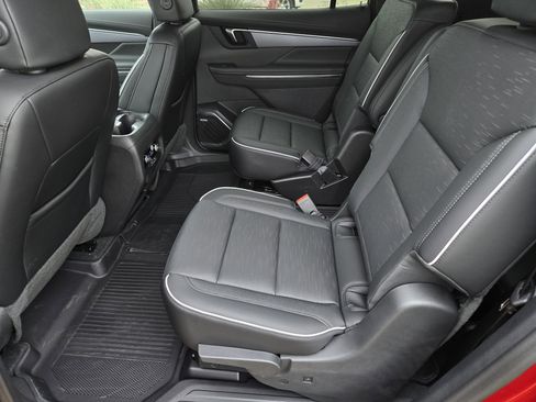 New 2026 Buick Enclave Sport Touring w/ Power Package FWD image 18