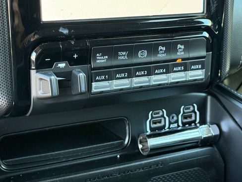 Used 2022 RAM 3500 Limited image 10