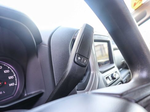 Used 2022 Chevrolet Silverado 1500 Custom RWD image 24