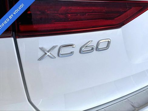 Certified 2026 Volvo XC60 B5 Plus AWD/4WD image 40
