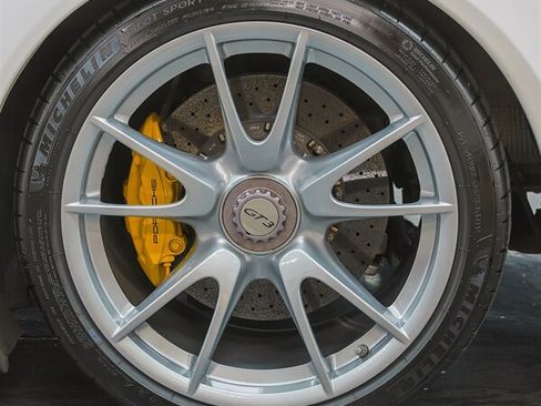 Used 2010 Porsche 911 GT3 RWD image 44