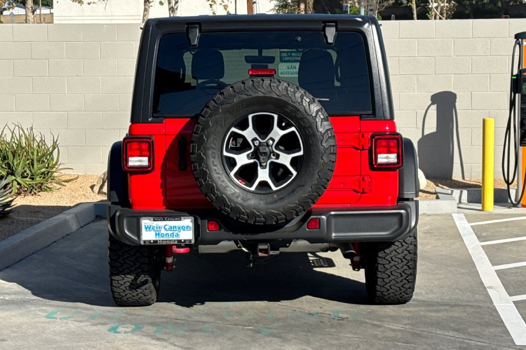 Used 2021 Jeep Wrangler Unlimited Rubicon AWD/4WD image 10