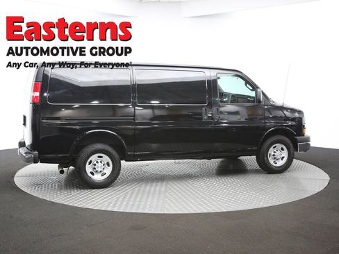 Used 2016 Chevrolet Express 2500 image 40