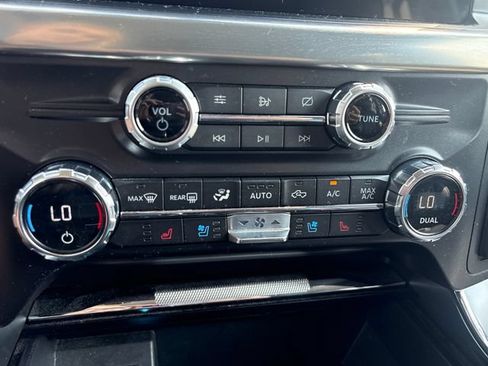 Used 2021 Ford F150 Lariat AWD/4WD image 24