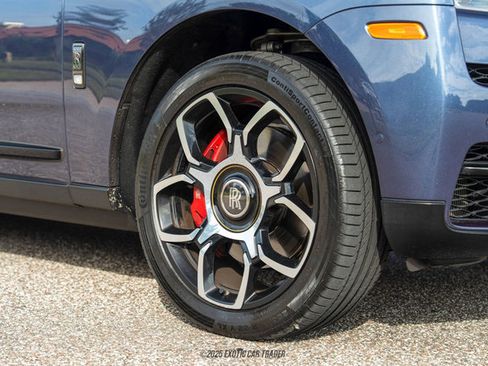 Used 2023 Rolls-Royce Cullinan Black Badge w/ Leather Finishing Pack image 62