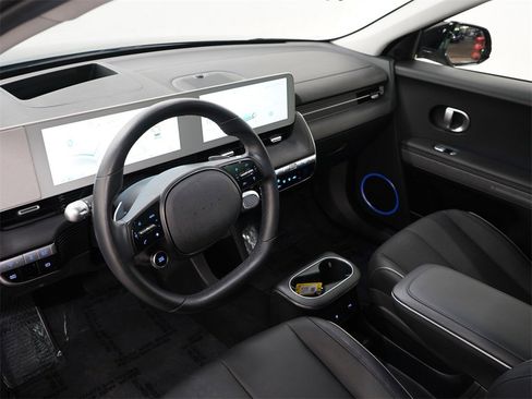Used 2024 Hyundai Ioniq 5 Limited image 26