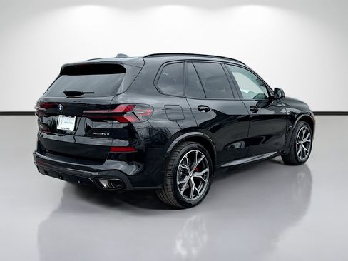 New 2026 BMW X5 xDrive50e w/ Executive Package AWD/4WD image 3