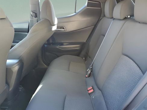 Used 2019 Toyota C-HR LE image 6