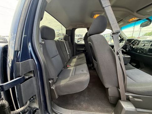 Used 2010 Chevrolet Silverado 1500 LT AWD/4WD image 13