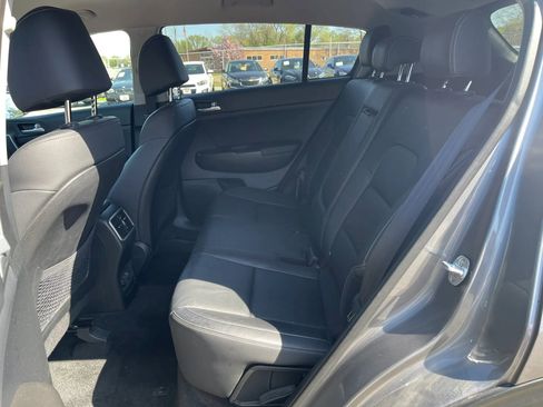 Used 2017 Kia Sportage EX AWD/4WD image 16