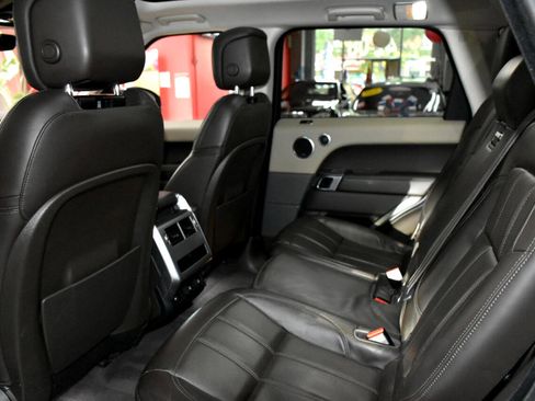 Used 2019 Land Rover Range Rover Sport HSE image 30