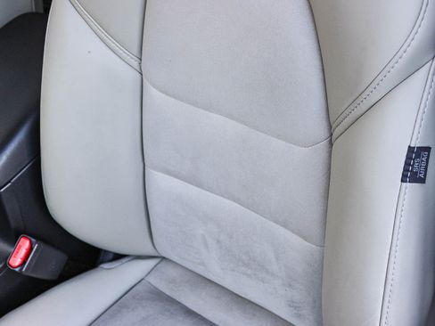 Used 2019 MAZDA CX-5 Touring image 23