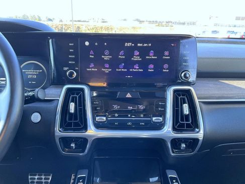 Used 2023 Kia Sorento SX Prestige AWD/4WD image 13