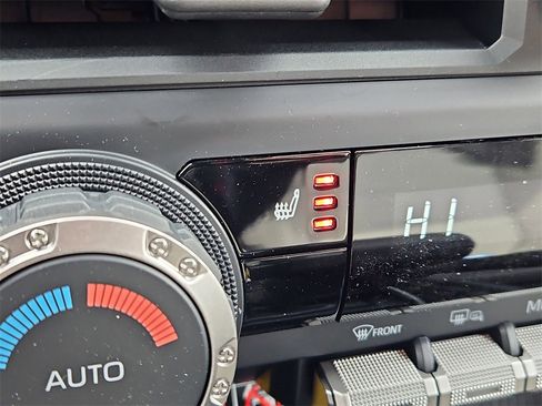 New 2025 Toyota Tacoma TRD Off-Road image 13