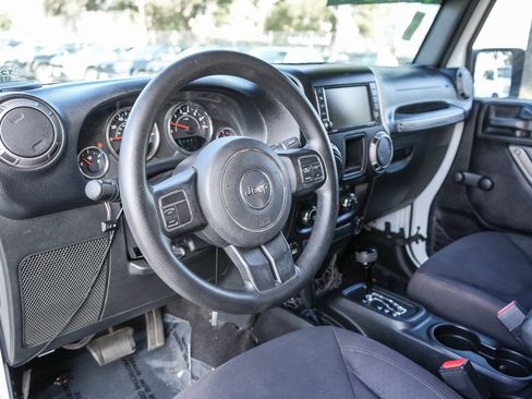 Used 2015 Jeep Wrangler Sport image 12