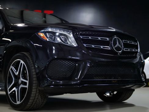 Used 2017 Mercedes-Benz GLS 550 GLS 550 Sport Utility 4D image 3